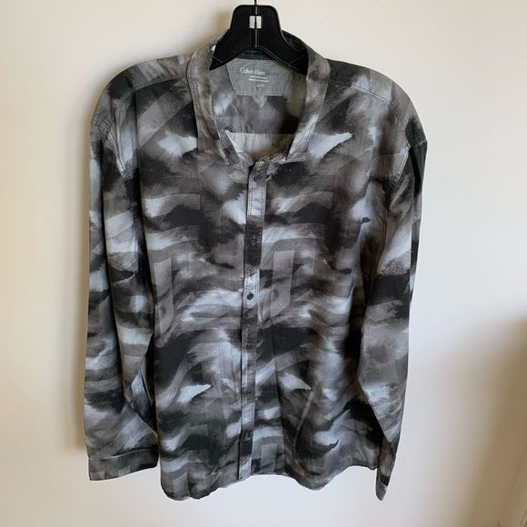 Calvin Klein Jeans Other - Men’s Calvin Klein Jeans XL button up Shirt